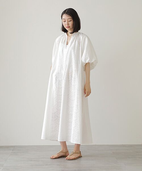 VERSEAU / ヴェルソー ロング・マキシ丈ワンピース | バルーンスリーブカフタンレースOP | 詳細3