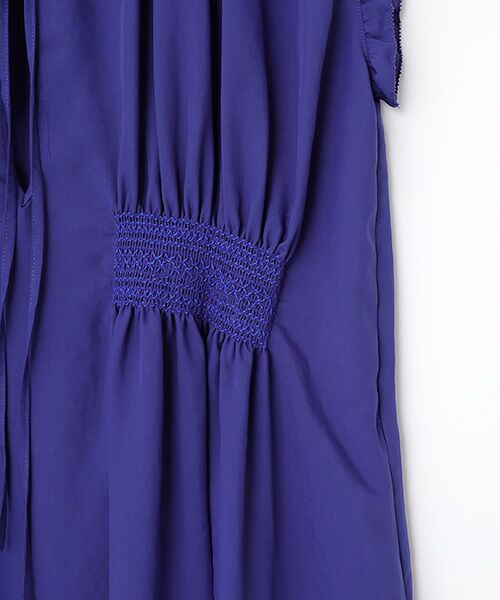VERSEAU / ヴェルソー ロング・マキシ丈ワンピース | フレンチスリーブ・スモッキングワンピース | 詳細3
