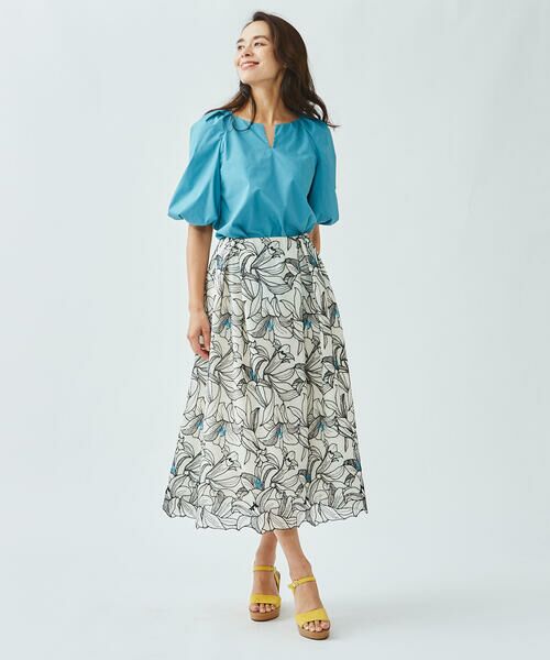 Viaggio Blu / ビアッジョブルー スカート | フラワー刺繍楊柳スカート | 詳細17