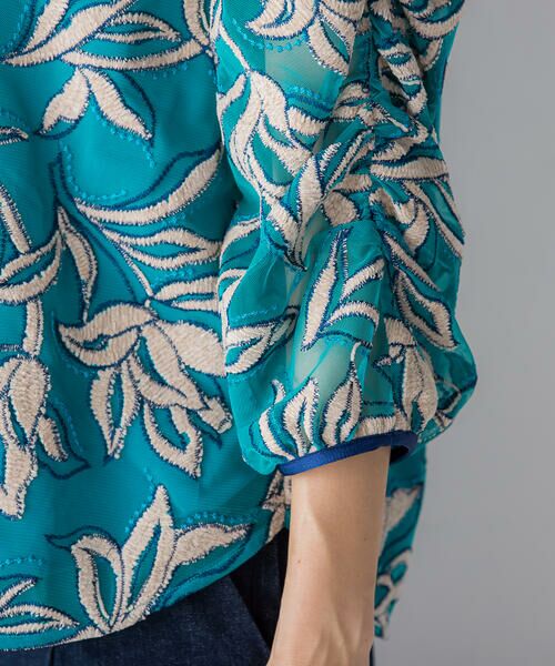 Viaggio Blu / ビアッジョブルー シャツ・ブラウス | フラワーモール刺繍袖ギャザーブラウス | 詳細11