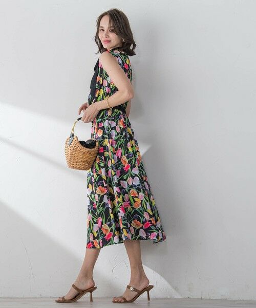 Viaggio Blu / ビアッジョブルー ロング・マキシ丈ワンピース | チューリッププリントワンピース≪洗濯機で洗える≫ | 詳細11