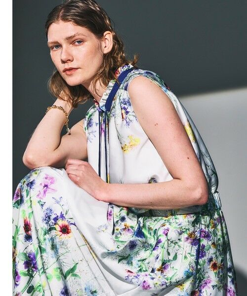 Viaggio Blu / ビアッジョブルー ミニ・ひざ丈スカート | フラワーブーケプリントスカート≪洗濯機で洗える≫ | 詳細3