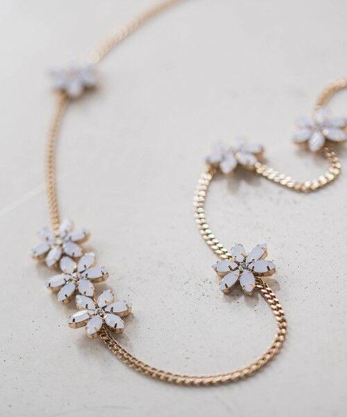 Viaggio Blu / ビアッジョブルー ネックレス・ペンダント・チョーカー | フラワービジューネックレス | 詳細4