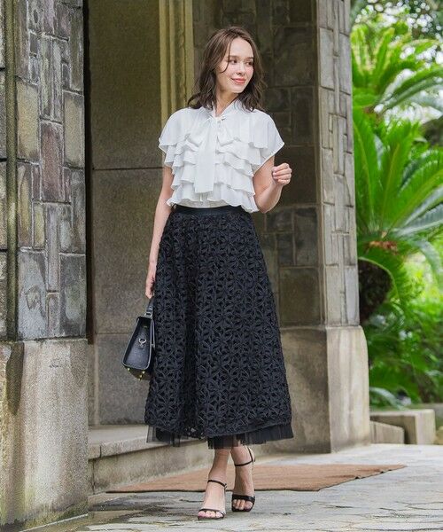 Viaggio Blu / ビアッジョブルー ミニ・ひざ丈スカート | フラワーローブスカート | 詳細16