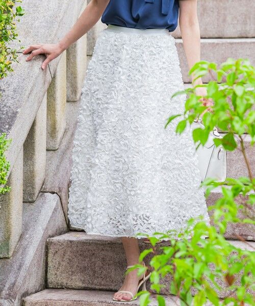 Viaggio Blu / ビアッジョブルー ミニ・ひざ丈スカート | フラワーチュールスカート | 詳細1