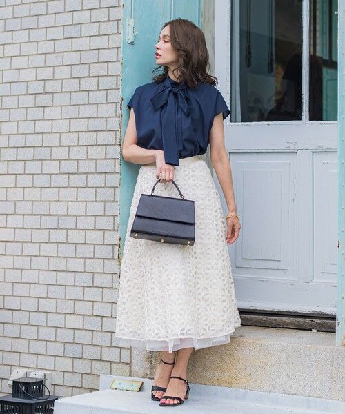 Viaggio Blu / ビアッジョブルー シャツ・ブラウス | ドライシアーシャンブレーブラウス≪洗濯機で洗える≫ | 詳細10