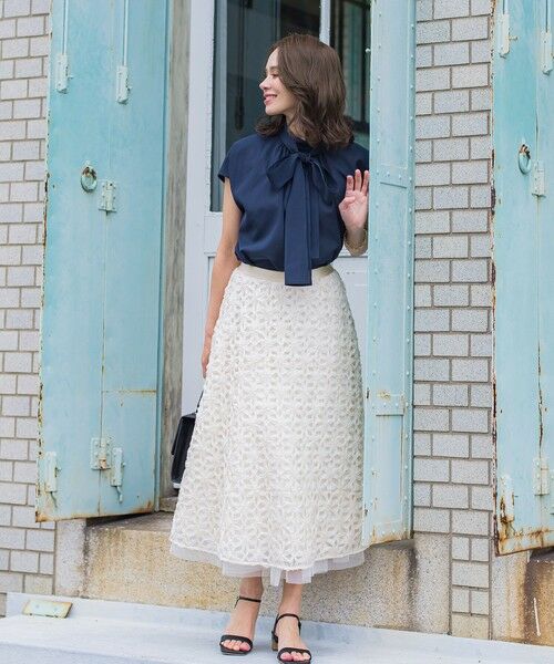 Viaggio Blu / ビアッジョブルー シャツ・ブラウス | ドライシアーシャンブレーブラウス≪洗濯機で洗える≫ | 詳細12