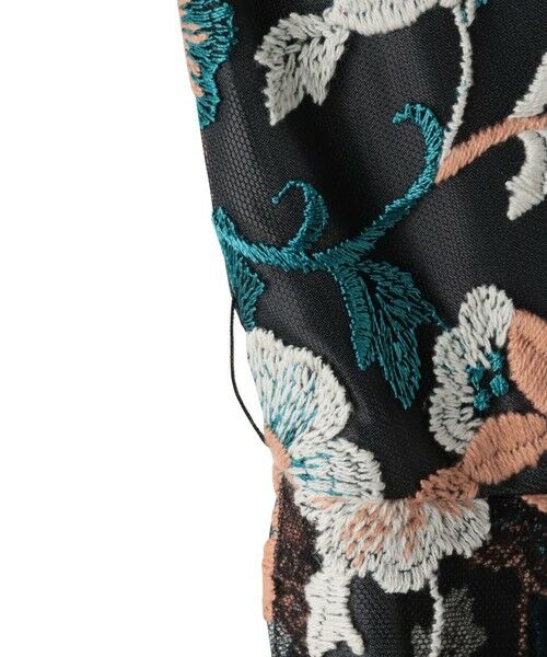 Viaggio Blu / ビアッジョブルー ロング・マキシ丈ワンピース | チュールフラワー刺繍ワンピース | 詳細15