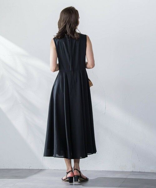 Viaggio Blu / ビアッジョブルー ロング・マキシ丈ワンピース | ドライシアーシャンブレーワンピース≪洗濯機で洗える≫ | 詳細2