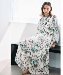 Viaggio Blu / ビアッジョブルー ミニ・ひざ丈スカート | バタフライプリントスカート≪洗濯機で洗える≫