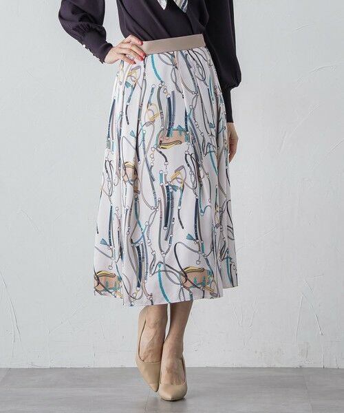 Viaggio Blu / ビアッジョブルー ミニ・ひざ丈スカート | 馬具プリントスカート≪手洗い可能≫ | 詳細1