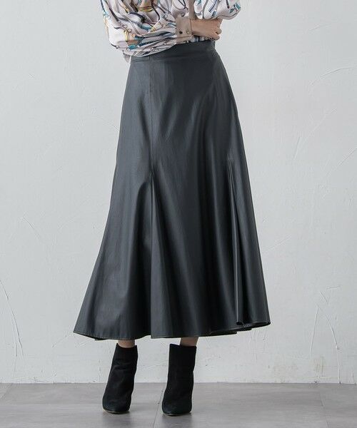 Viaggio Blu / ビアッジョブルー ミニ・ひざ丈スカート | フェイクレザーマーメイドスカート | 詳細13