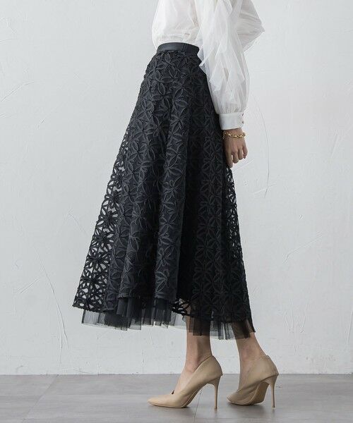 Viaggio Blu / ビアッジョブルー ミニ・ひざ丈スカート | チュールテープフラワースカート | 詳細14