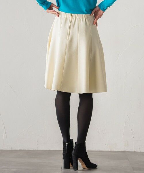 Viaggio Blu / ビアッジョブルー ミニ・ひざ丈スカート | 【新色追加】ルミナリー圧縮スムーススカート | 詳細2