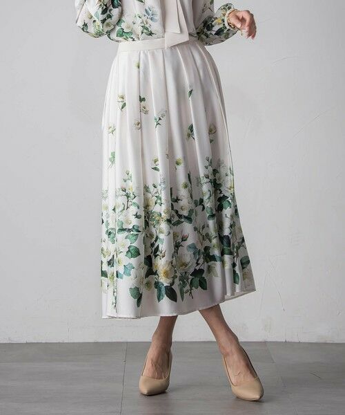 Viaggio Blu / ビアッジョブルー ミニ・ひざ丈スカート | クリスマスローズスカート | 詳細1