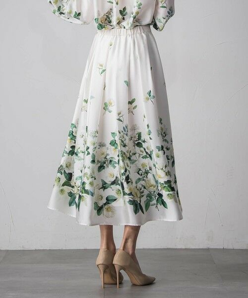 Viaggio Blu / ビアッジョブルー ミニ・ひざ丈スカート | クリスマスローズスカート | 詳細3