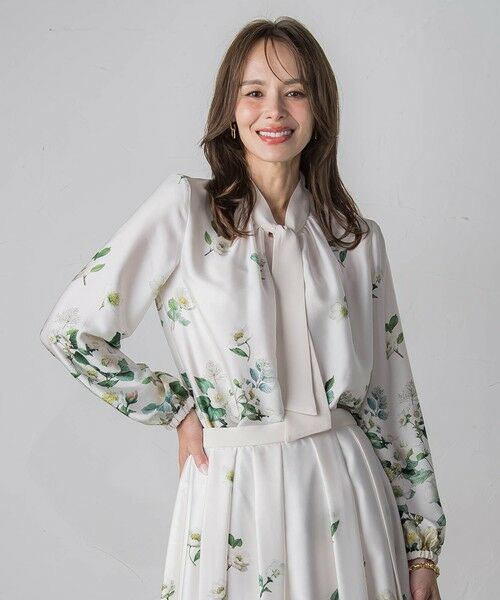 Viaggio Blu / ビアッジョブルー シャツ・ブラウス | クリスマスローズブラウス | 詳細1