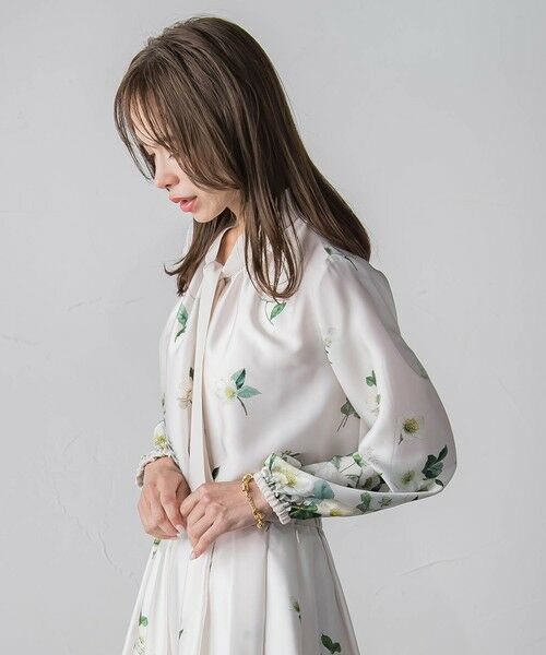 Viaggio Blu / ビアッジョブルー シャツ・ブラウス | クリスマスローズブラウス | 詳細2