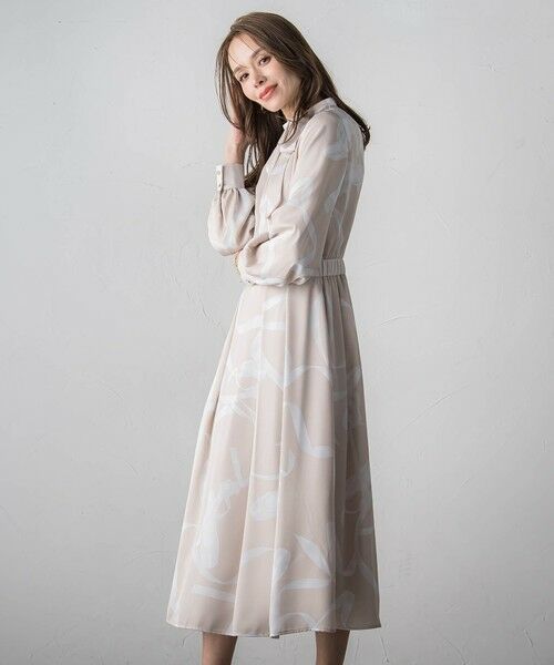 Viaggio Blu / ビアッジョブルー ロング・マキシ丈ワンピース | トゥシューズワンピース（アイボリー）