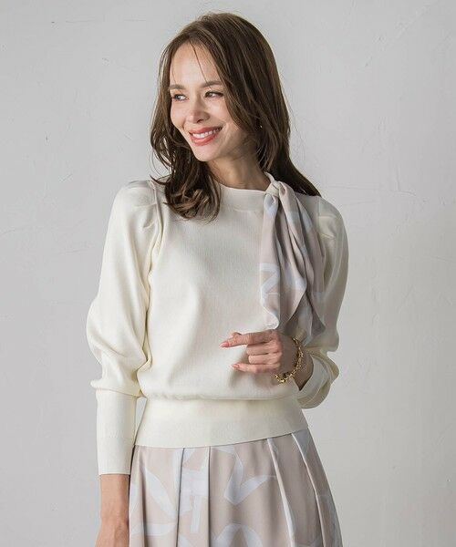 Viaggio Blu / ビアッジョブルー ニット・セーター | トゥシューズスカーフ付きニット（オフホワイト）