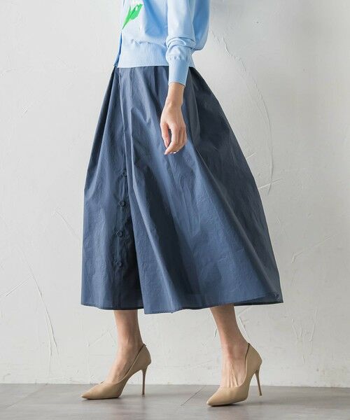 Viaggio Blu / ビアッジョブルー ミニ・ひざ丈スカート | フロントボタンタフタスカート | 詳細1