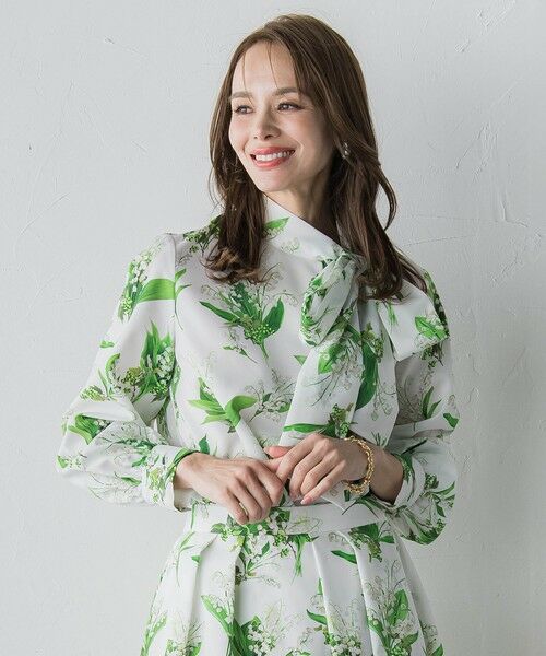 Viaggio Blu / ビアッジョブルー シャツ・ブラウス | スズランプリントブラウス（オフホワイト）