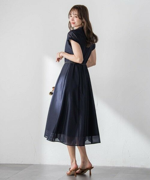 Viaggio Blu / ビアッジョブルー ロング・マキシ丈ワンピース | ラッセルレースチェックワンピース | 詳細12