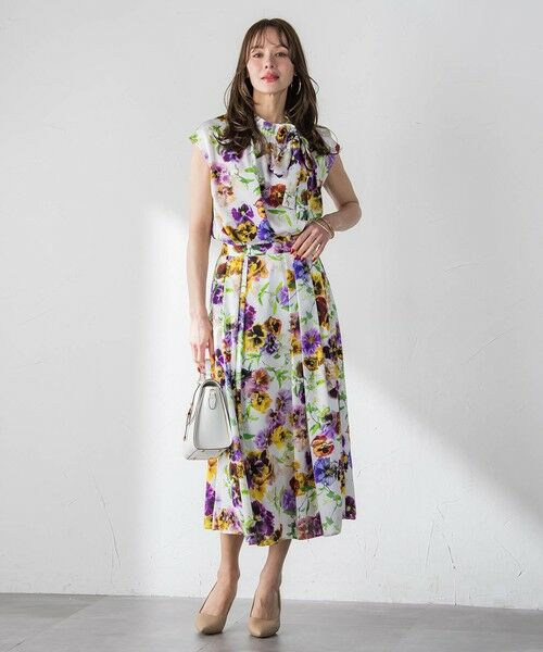 Viaggio Blu / ビアッジョブルー ミニ・ひざ丈スカート | 【KEITA KAWASAKI × Viaggio Bluコラボ】パンジープリントスカート | 詳細4