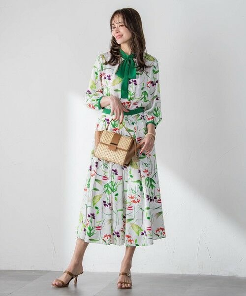 Viaggio Blu / ビアッジョブルー ミニ・ひざ丈スカート | 【KEITA KAWASAKI × Viaggio Bluコラボ】リリープリントスカート | 詳細10