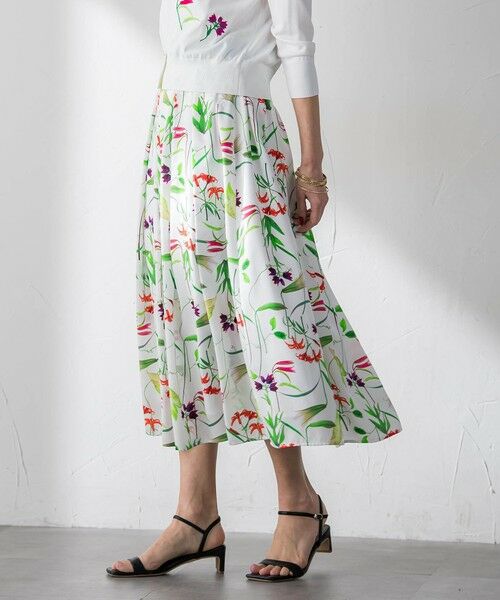 Viaggio Blu / ビアッジョブルー ミニ・ひざ丈スカート | 【KEITA KAWASAKI × Viaggio Bluコラボ】リリープリントスカート | 詳細2