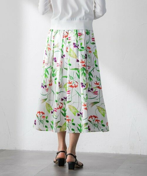 Viaggio Blu / ビアッジョブルー ミニ・ひざ丈スカート | 【KEITA KAWASAKI × Viaggio Bluコラボ】リリープリントスカート | 詳細3