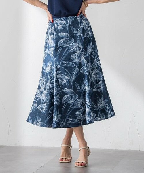 Viaggio Blu / ビアッジョブルー ミニ・ひざ丈スカート | 【WEB限定カラーあり】リネンライクフラワースカート（ネイビー）