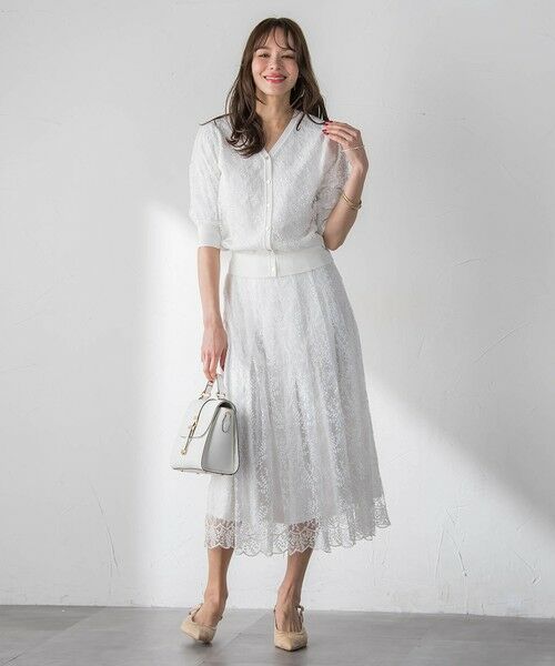 Viaggio Blu / ビアッジョブルー ミニ・ひざ丈スカート | ジプソフィラ刺繍チュールスカート | 詳細9