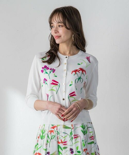 Viaggio Blu / ビアッジョブルー カーディガン・ボレロ | 【KEITA KAWASAKI × Viaggio Bluコラボ】リリー刺繍カーディガン | 詳細1
