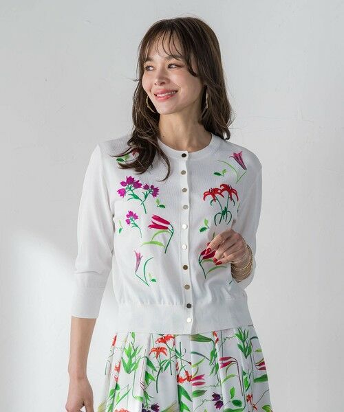 Viaggio Blu / ビアッジョブルー カーディガン・ボレロ | 【KEITA KAWASAKI × Viaggio Bluコラボ】リリー刺繍カーディガン（ホワイト）