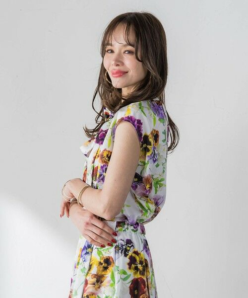 Viaggio Blu / ビアッジョブルー シャツ・ブラウス | 【KEITA KAWASAKI × Viaggio Bluコラボ】パンジープリントブラウス | 詳細3