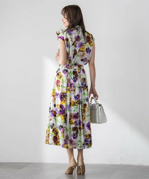 Viaggio Blu / ビアッジョブルー シャツ・ブラウス | 【KEITA KAWASAKI × Viaggio Bluコラボ】パンジープリントブラウス | 詳細6