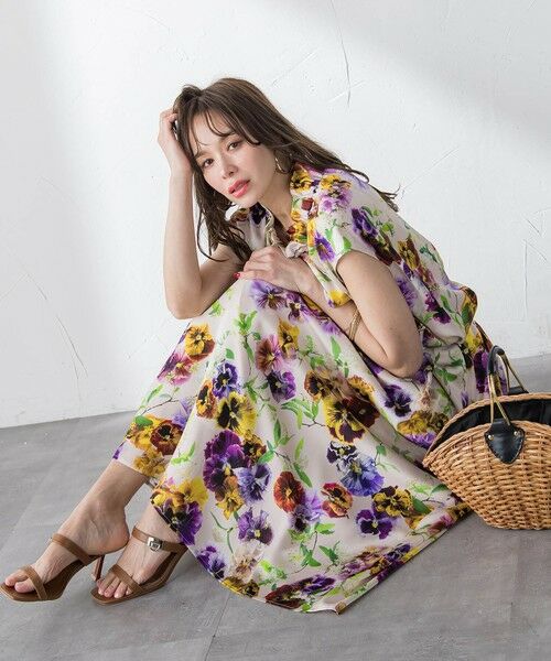 Viaggio Blu / ビアッジョブルー シャツ・ブラウス | 【KEITA KAWASAKI × Viaggio Bluコラボ】パンジープリントブラウス | 詳細23