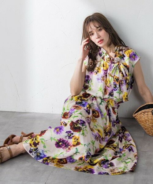 Viaggio Blu / ビアッジョブルー シャツ・ブラウス | 【KEITA KAWASAKI × Viaggio Bluコラボ】パンジープリントブラウス | 詳細24