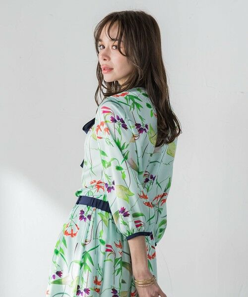 Viaggio Blu / ビアッジョブルー シャツ・ブラウス | 【KEITA KAWASAKI × Viaggio Bluコラボ】リリープリントブラウス | 詳細9