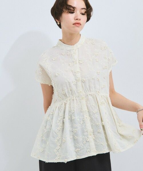 VICKY / ビッキー シャツ・ブラウス | 3D刺繍バンドカラーブラウス≪手洗い可能≫ | 詳細2