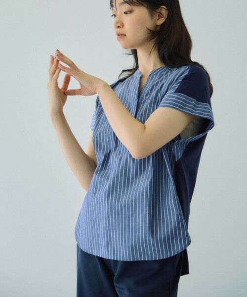 VICKY/ビッキー ストライプフェイスキーネックブラウス≪洗濯機で洗える≫ ダークネイビー M VICKY/ビッキー ストライプフェイスキーネックブラウス≪洗濯機で洗える≫ ダークネイビー M