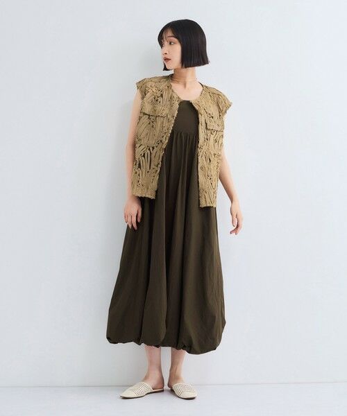 VICKY / ビッキー ダウンジャケット・ベスト | 刺繍チュールレースノーカラーベスト | 詳細7