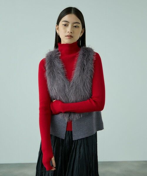 VICKY / ビッキー ダウンジャケット・ベスト | フロントフェイクファーニットベスト | 詳細10