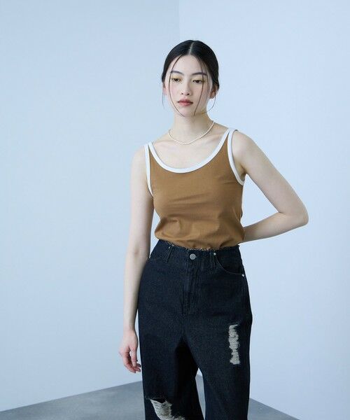 VICKY / ビッキー キャミソール・チューブトップ | バイカラーパイピングタンクトップ（キャメル）