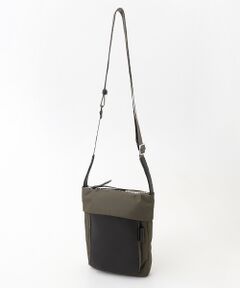 Y'SACCS / イザック ショルダーバッグ | リサイクルナイロン×カウレザー ラップポシェット