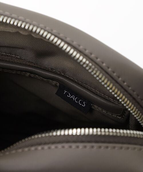 Y'SACCS / イザック ショルダーバッグ | ブロックモチーフポシェット | 詳細2