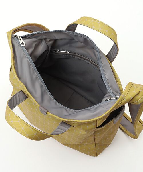 Y'SACCS / イザック ショルダーバッグ | キュービック×ポイントドット　2WAYトート＆ショルダー　Sサイズ | 詳細8