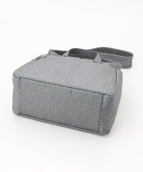 Y'SACCS / イザック ショルダーバッグ | キュービック×ポイントドット　2WAYトート＆ショルダー　Mサイズ | 詳細5