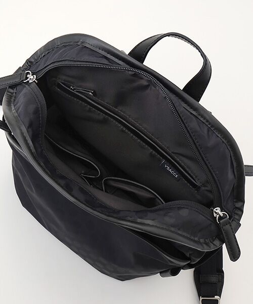 Y'SACCS / イザック リュック・バックパック | Polka Dots　パイピングポケットコンパクトリュック | 詳細6